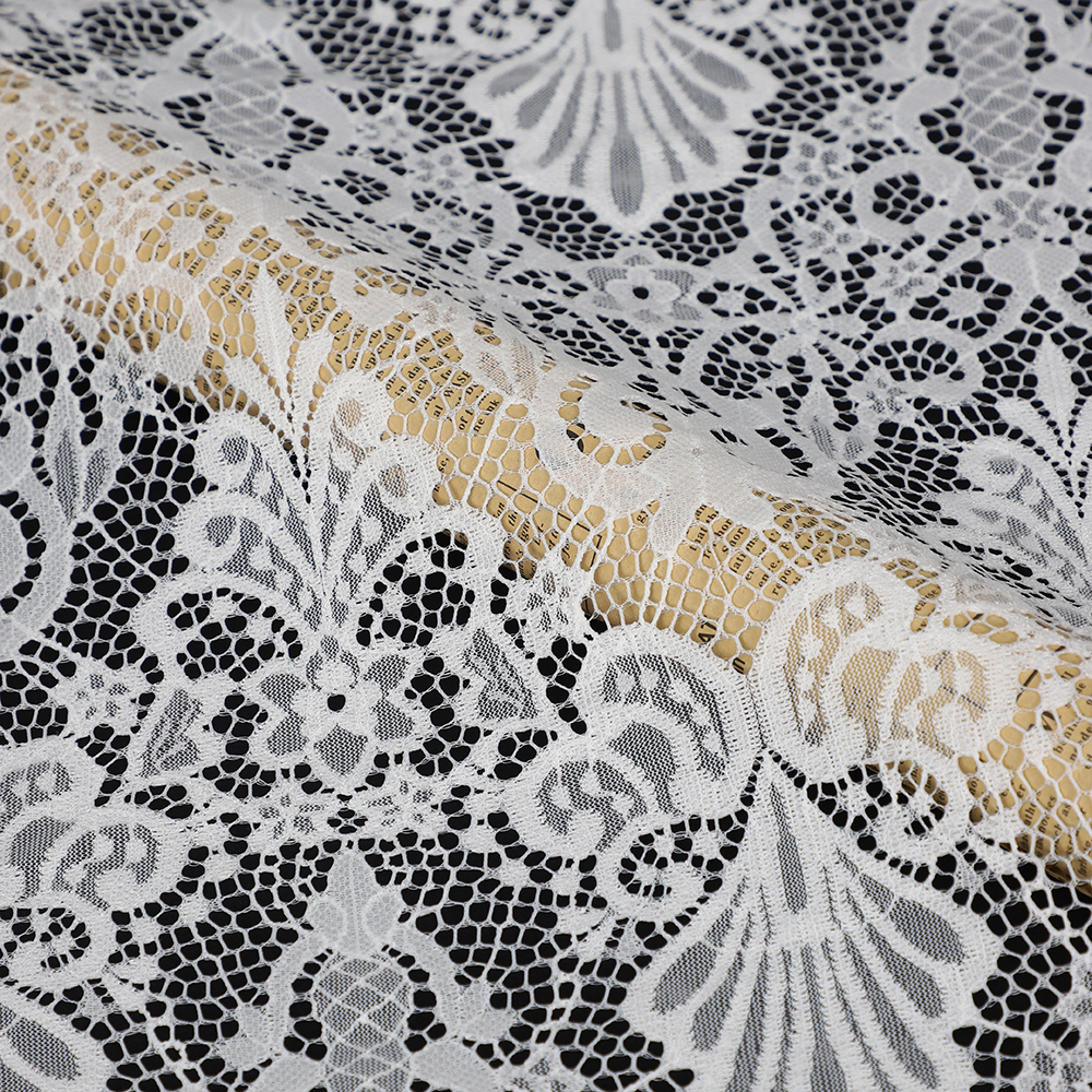 Yanzi off-white French chantilly eyelash lace fabric (59-677）