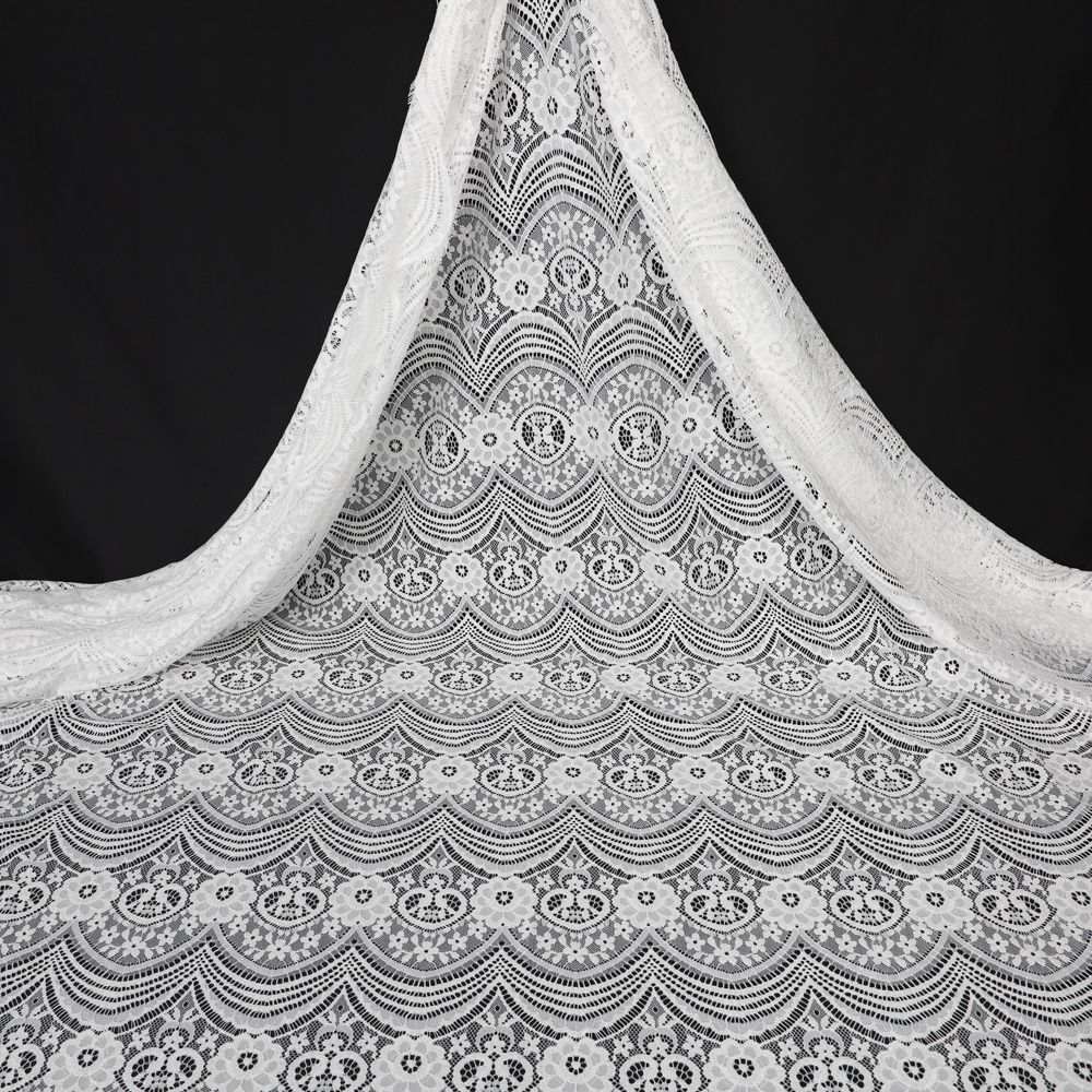 Yanzi off-white French chantilly eyelash lace fabric (59-665）