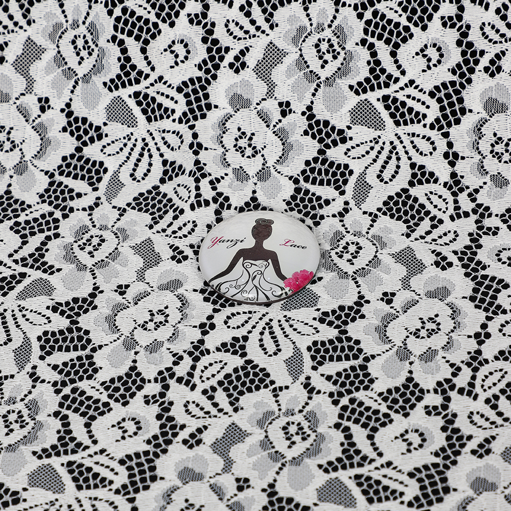 Yanzi off-white French chantilly eyelash lace fabric (59-671）