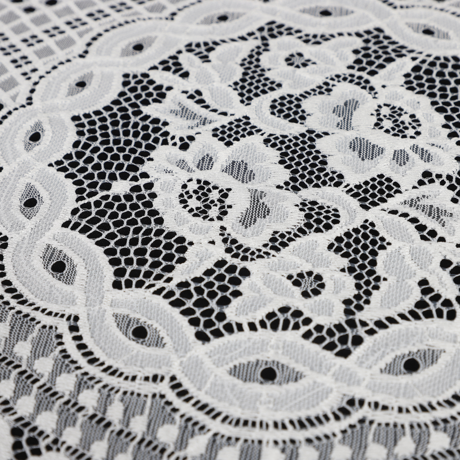 Yanzi off-white French chantilly eyelash lace fabric (59-620）