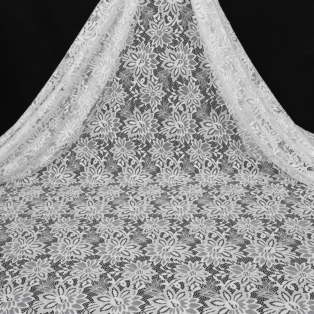 Yanzi off-white French chantilly eyelash lace fabric (59-679）