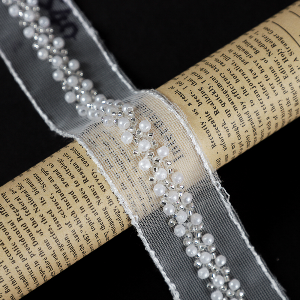 Yanzi white pearl lace mesh trim with silver beads (3cm）