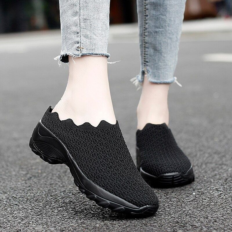 Women's Breathable Slip On Wavy Outdoor Walking Shoes