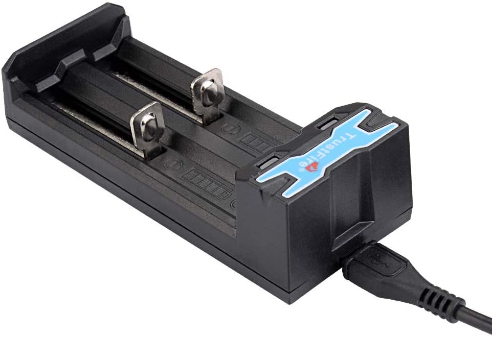 TrustFire TR-016 USB Akku Ladegerät Batterie Akkuladegerät für Li-Ion IMR 18650 10440 14500 16340 17335 17670 18350 18500 Wiederaufladbare Batterie 3,7V Lithium Akkus (Batterien Nicht enthalten)