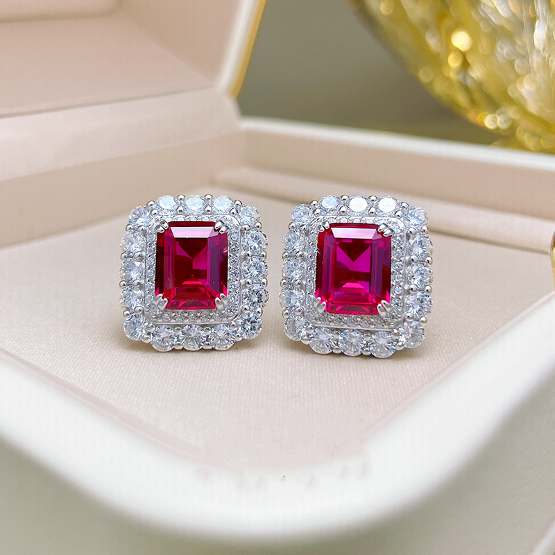 Super sparkling 4 carat rectangular emerald-cut ruby earrings