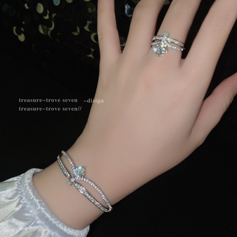 Brilliant Party~Light Luxury and Exquisite Zircon Ring with Small Design, Super Sparkling Accessories