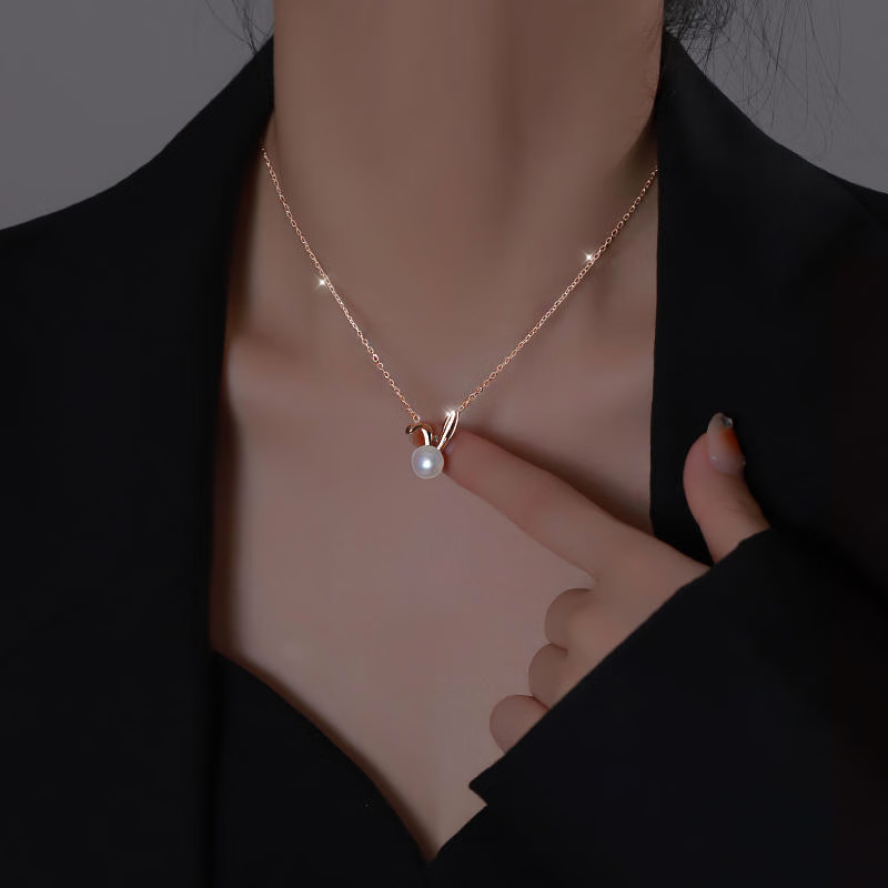 Seasonal new freshwater pearl necklace female rabbit pendant Valentine