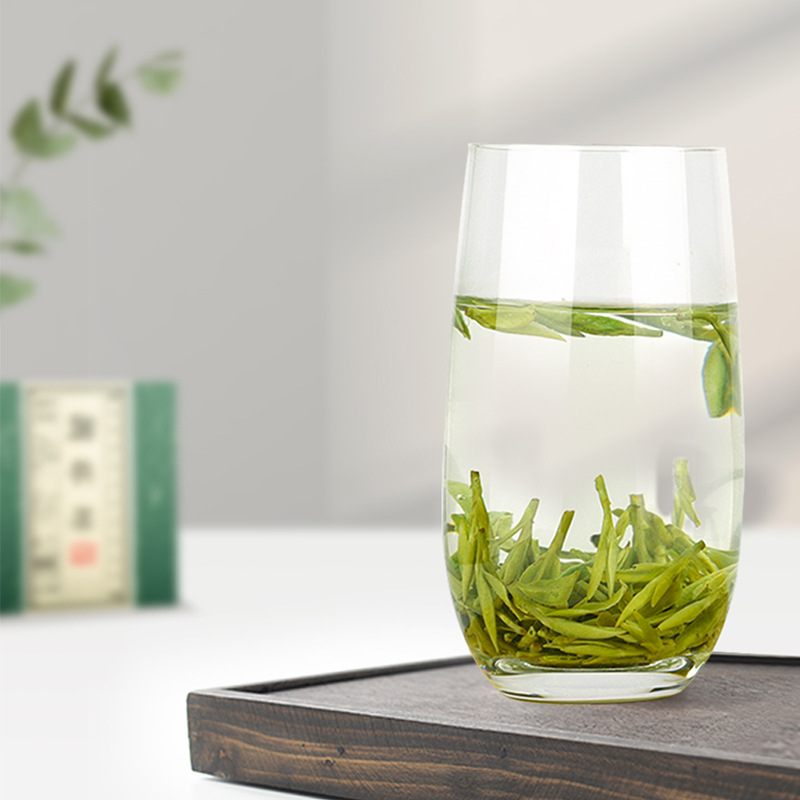 The first Jiangnan tea gift box Ming Qian green tea special grade Long