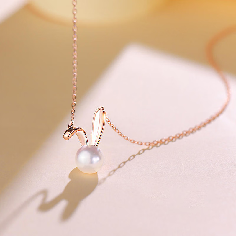 Seasonal new freshwater pearl necklace female rabbit pendant Valentine