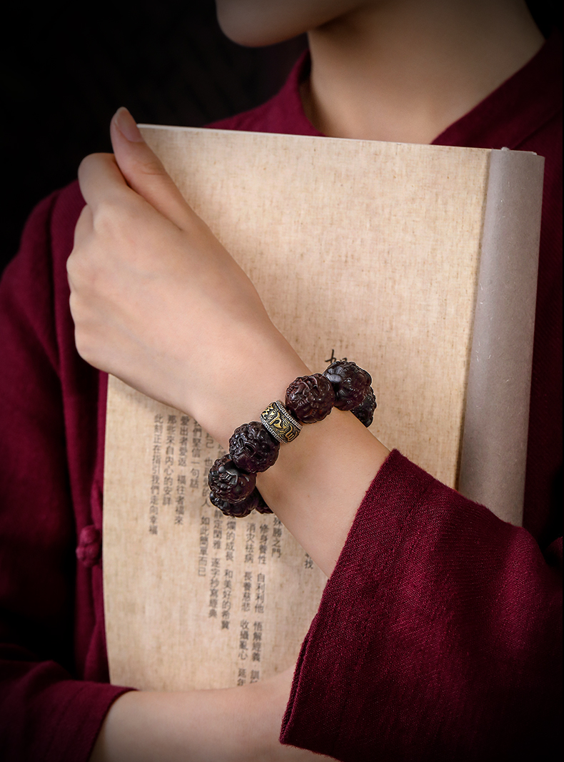 Small leaf rosewood string brave large hand-held Buddhist beads antique bracelets literati sandalwood handle