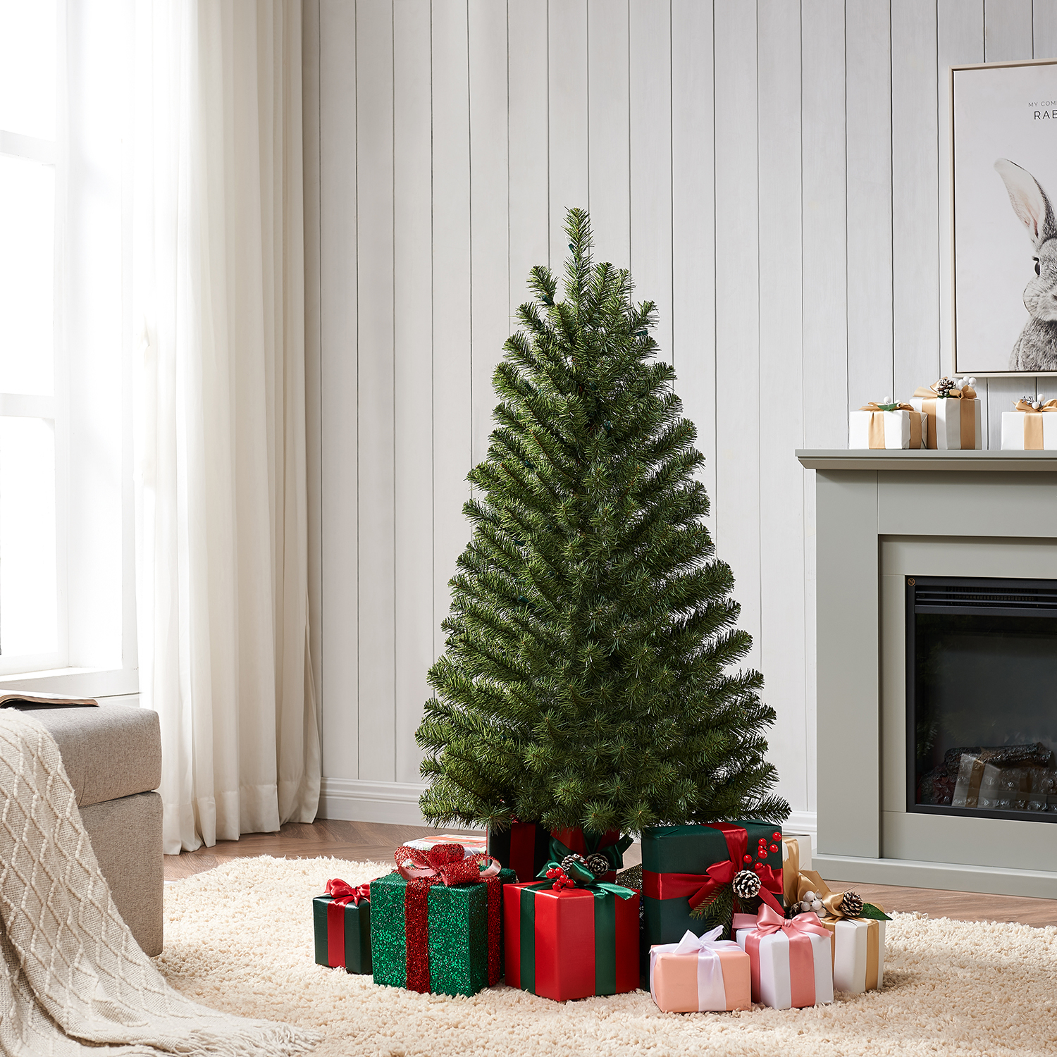 New One 4 Feet Christmas Tree with 100L Incandescent Clear Lights,Artificial Everett Pine Christmas Tree Pre-lit, 207Tips, Girth 27", Plastic Stand
