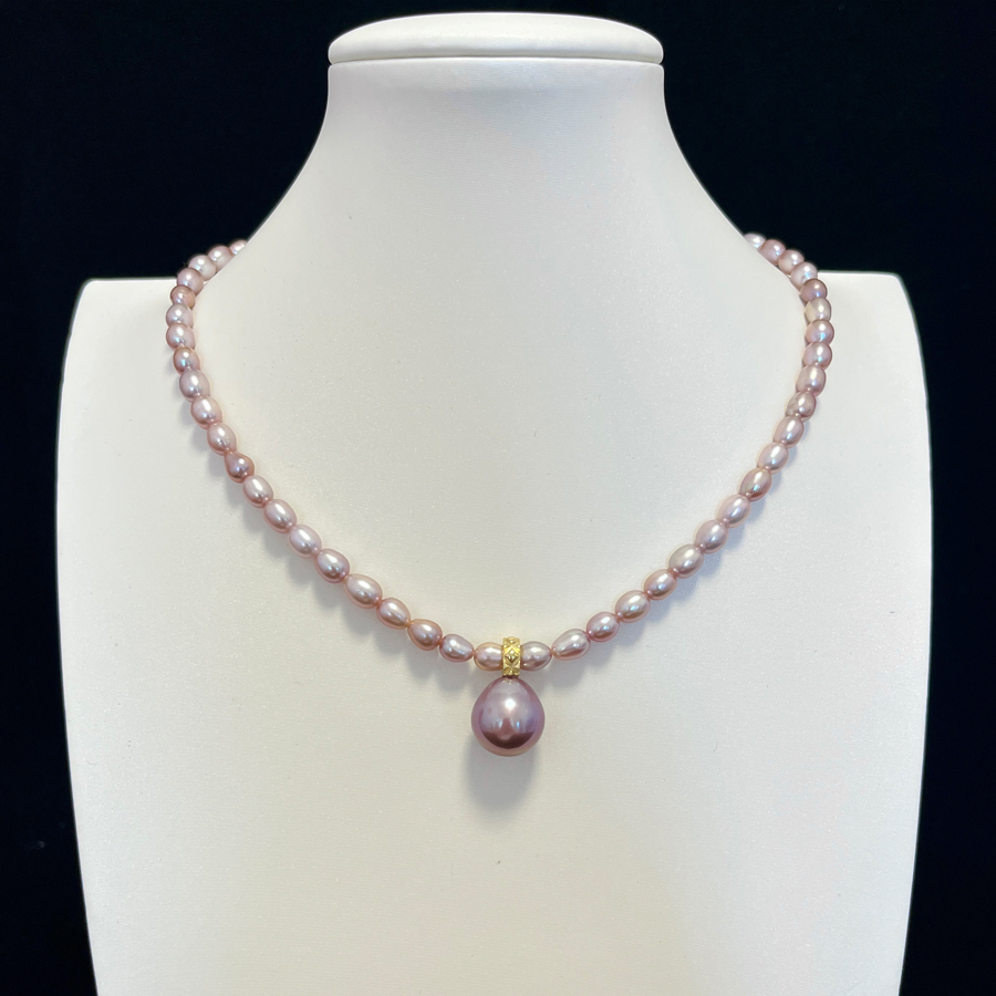 Genuine Freshwater Rice Pearls Necklace With Purple Teardrop Pearl Pen