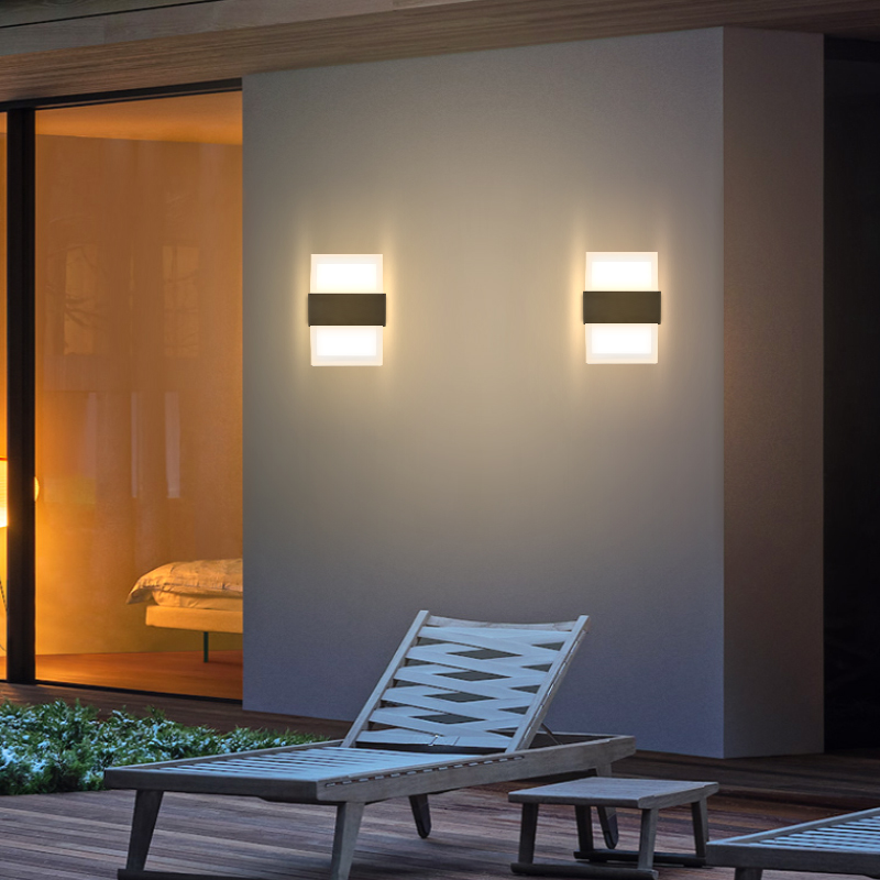 （CANMEIJIA) Wall Lamp BDC-135 Square/Round Black 10w Warm Light