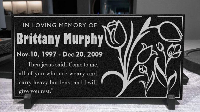 In Loving Memory of Custom Name Memorial Personalized Grave Stone Marker | Granite Plaque - Tulip