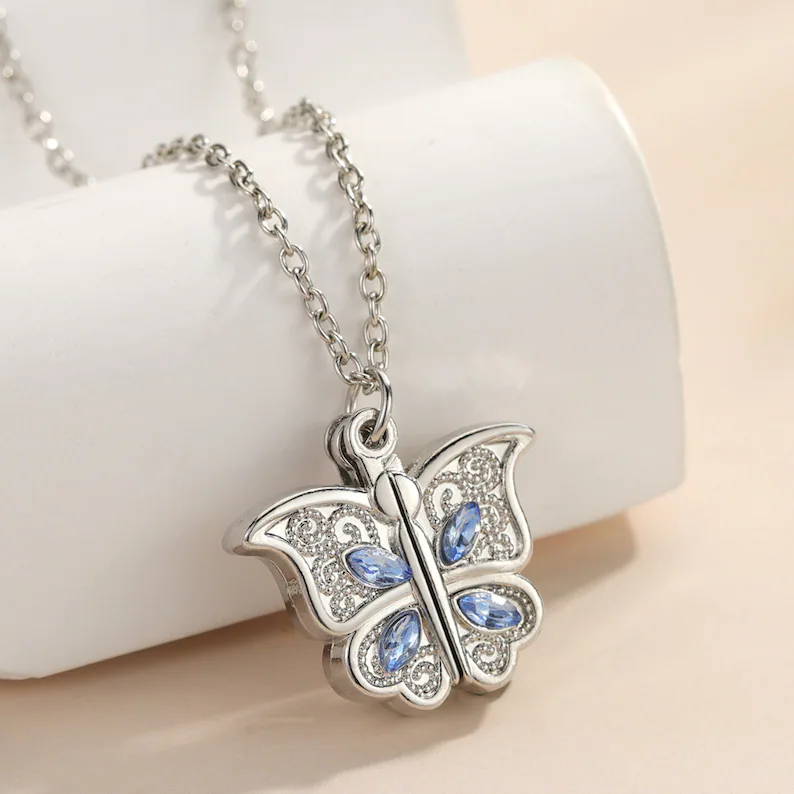 Personalized Custom Gold Plated Butterfly Locket Necklace with Photo-silviax