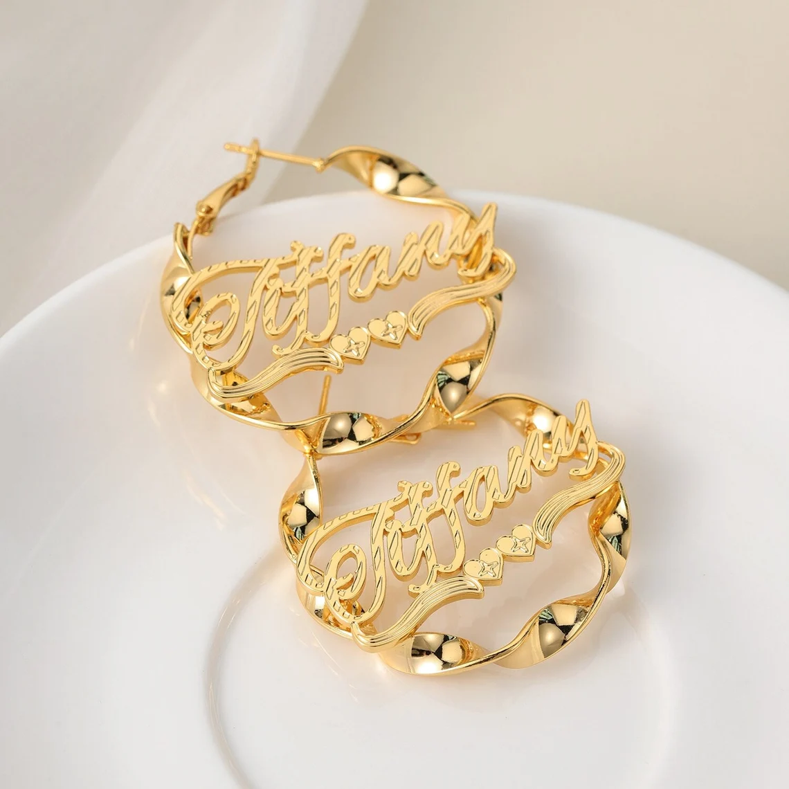 Personalized Custom Heart Underline Bamboo Nameplate Twist Hoop Earrings-silviax