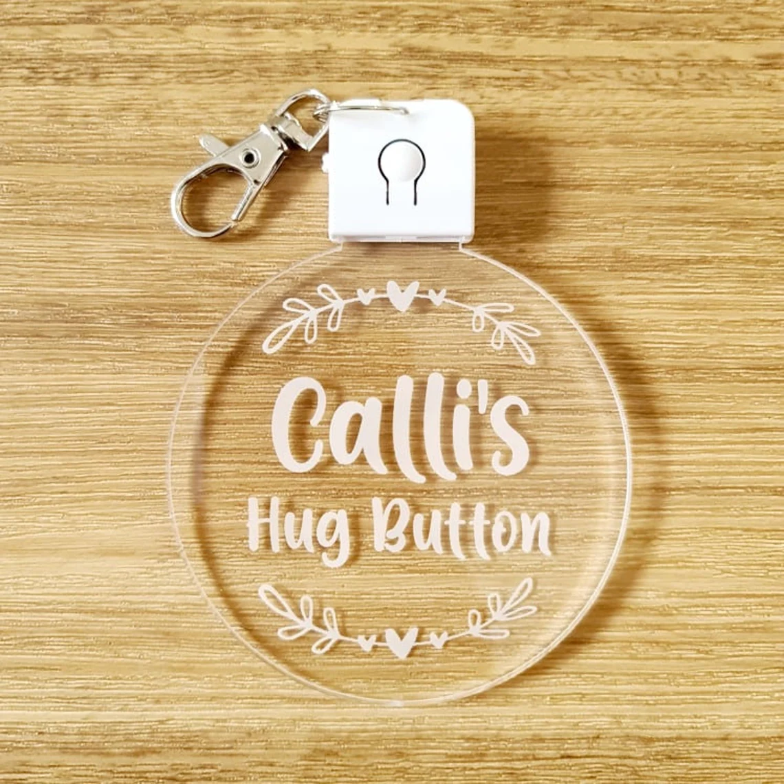 Acrylic Custom Kids Backpack Hug Button Keyring Personalized Name Keychain 