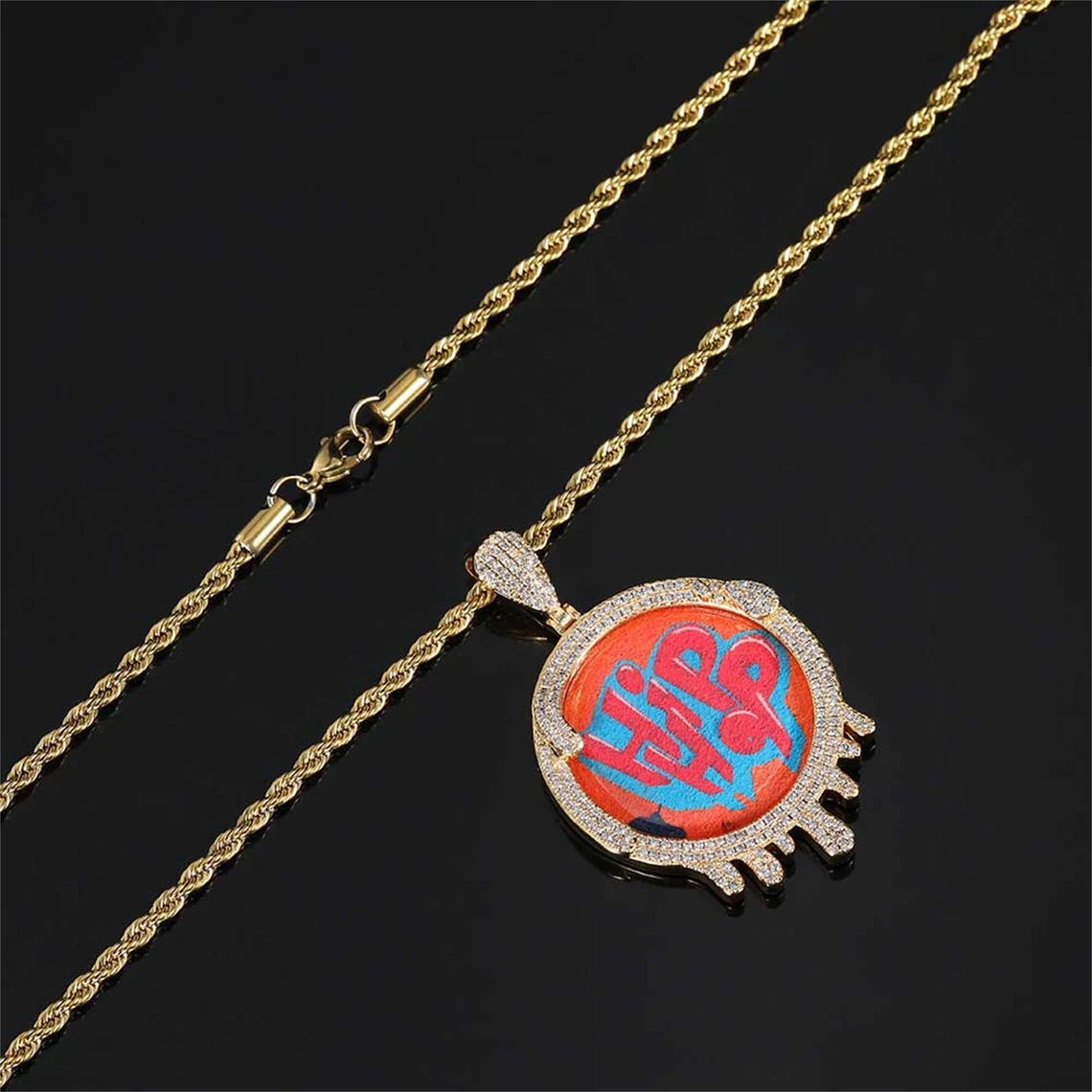 Iced Out Photo Pendant With Twist Chain Hip Hop Style Personalized Photo Necklace 