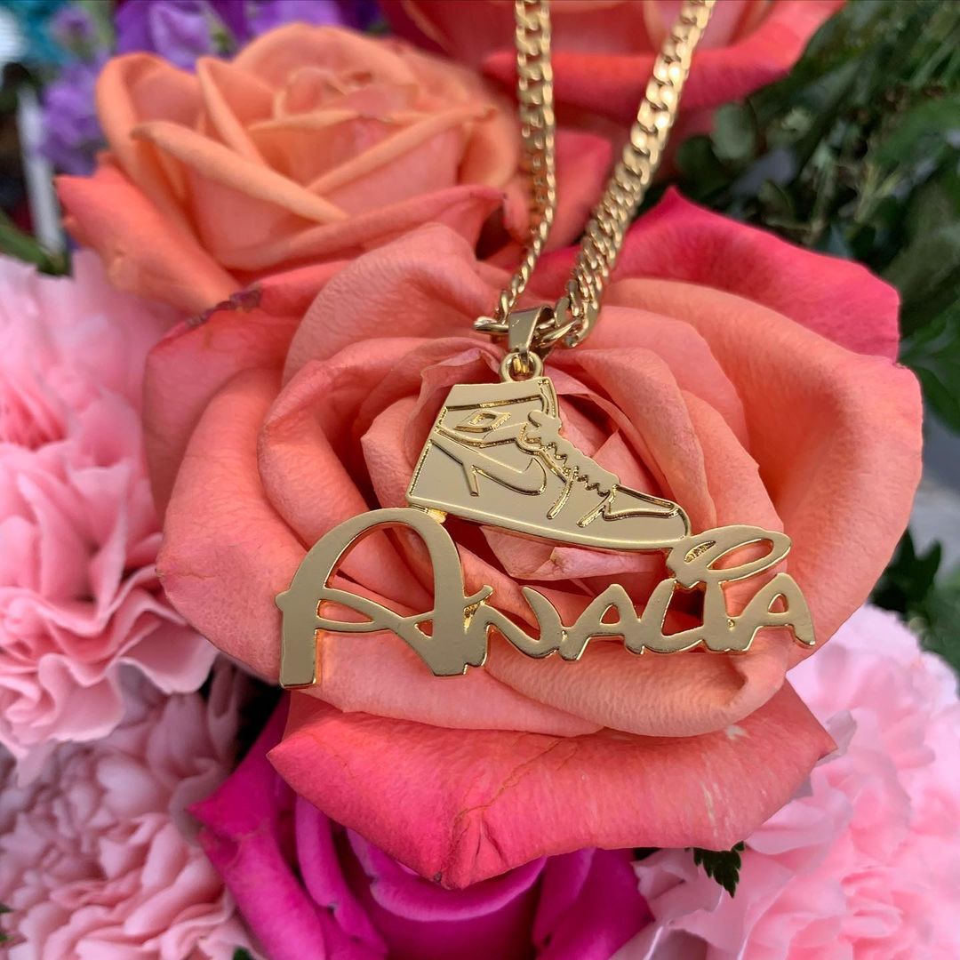 Sneakers Nameplate Pendant Personalized Custom Gold Plated Name Necklace-silviax