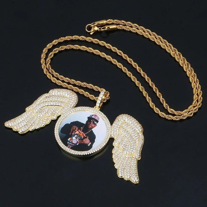 Angel Wings Round Pendant Photo Necklace Gold Plated-silviax