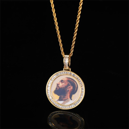 Iced Out Personalized Custom Baguette Zircon Round Photo Necklace-silviax