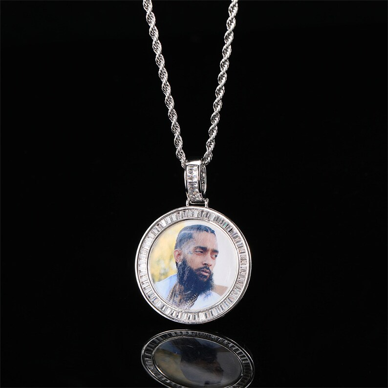 Iced Out Personalized Custom Baguette Zircon Round Photo Necklace-silviax