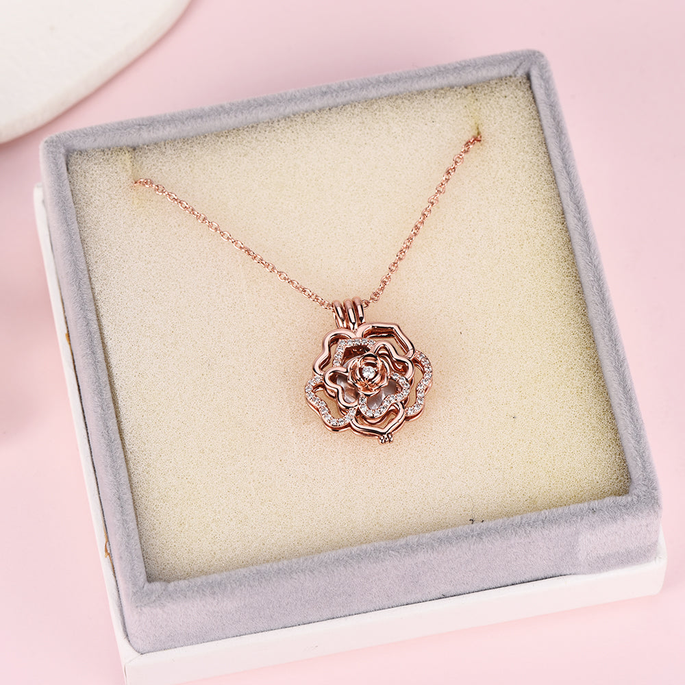 Flower Pendant Gold Plated Necklace-silviax