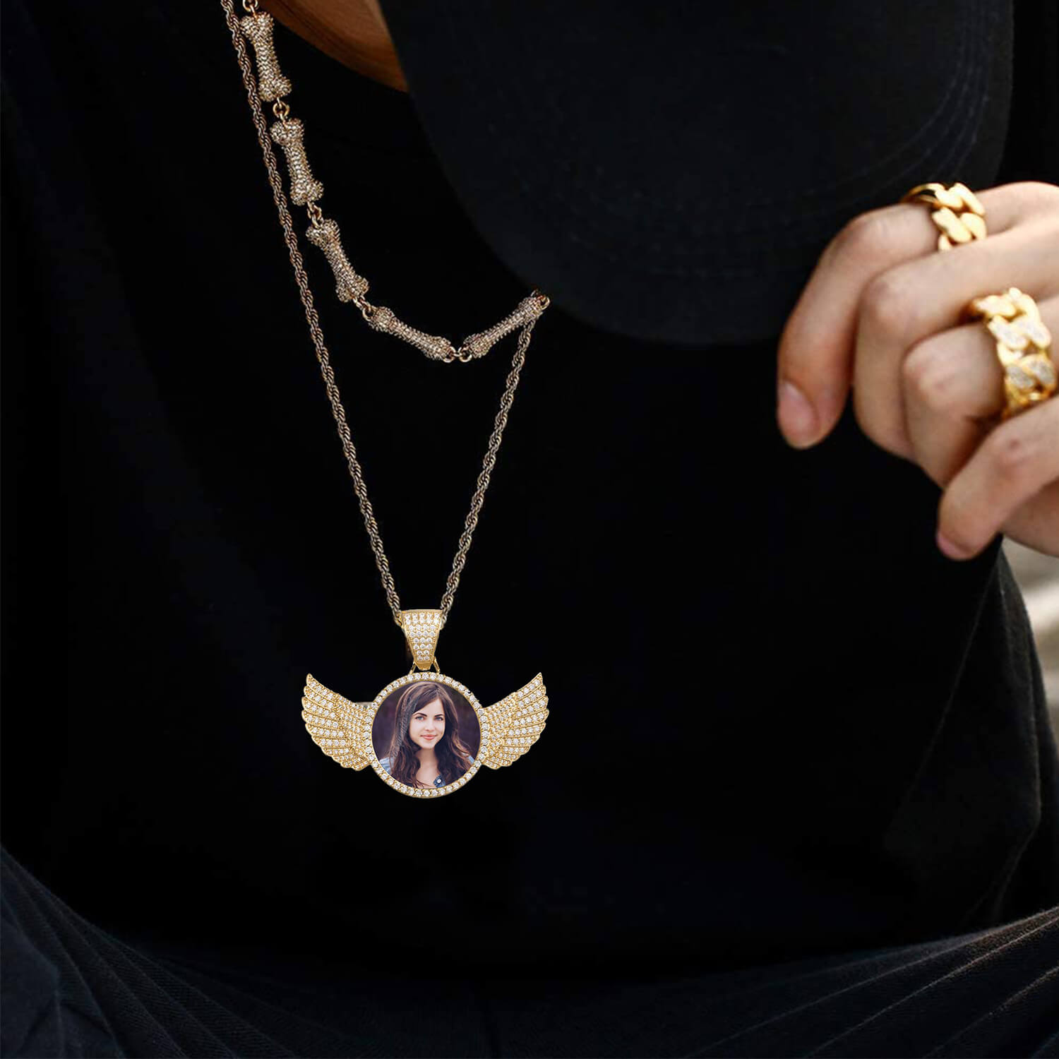 Angel Wings Round Pendant Customized Gold Plated Photo Necklace-silviax