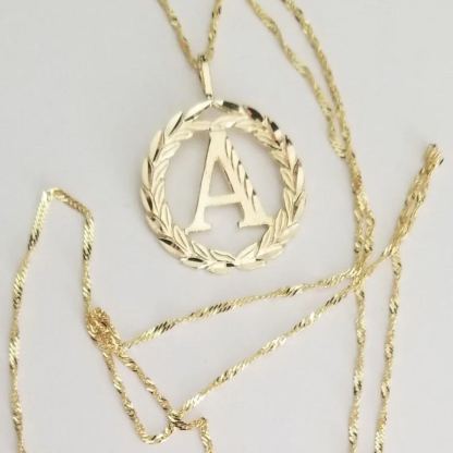 Yellow Gold Wreath Personalized A-Z Initial Letter Pendant Necklace-silviax