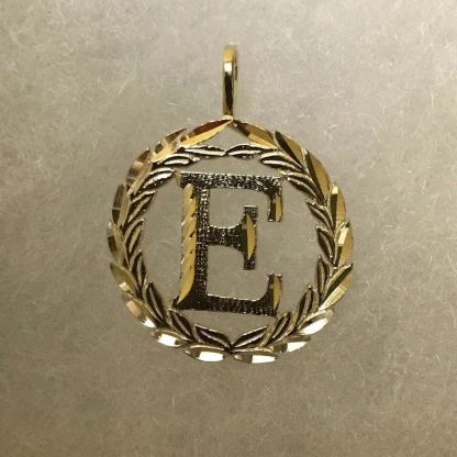 Yellow Gold Wreath Personalized A-Z Initial Letter Pendant Necklace-silviax