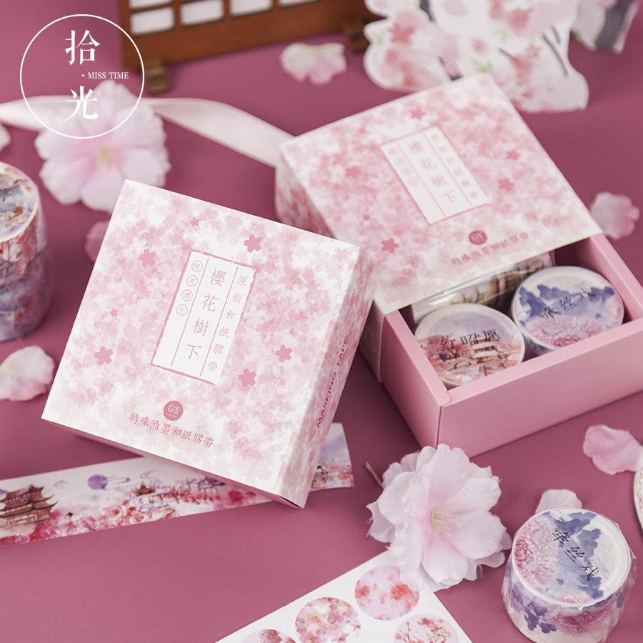 Pick Up Light Vintage Crane Hot Stamping And Paper Tape Gift Box