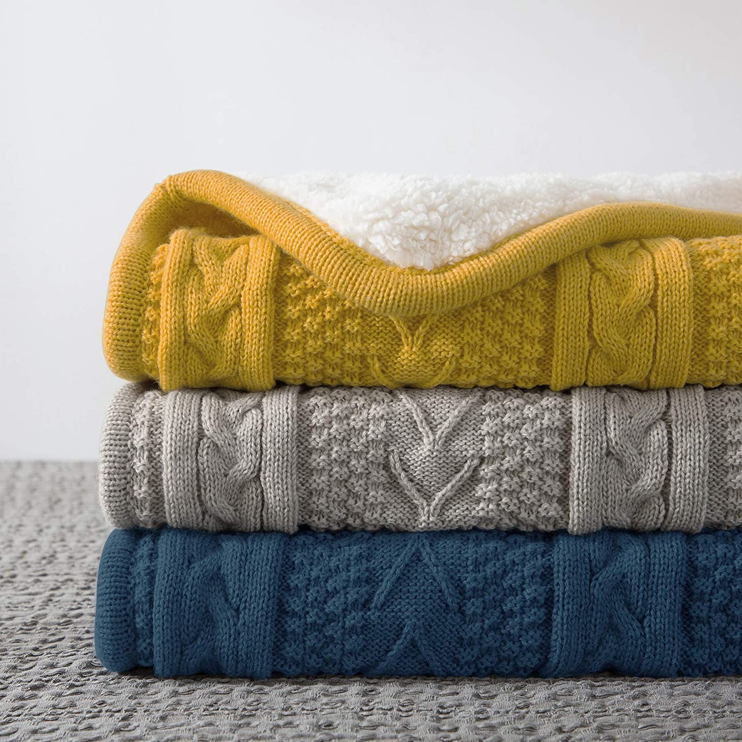 Cable Knit Sherpa Throw Blanket