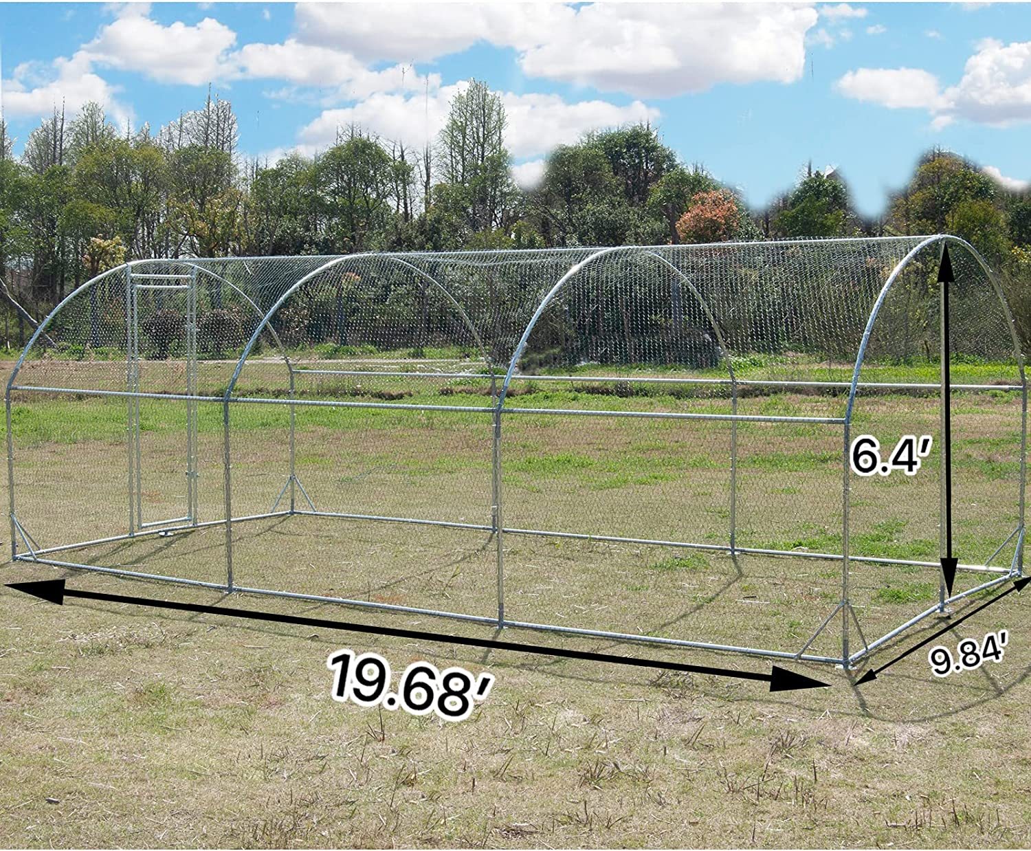 Domeshaped chicken coop lockable door with UV protection cover Polar