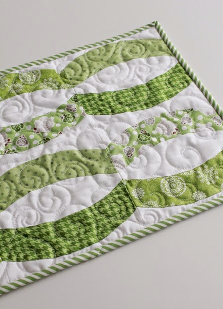 Quick Curve Ruler table runner Quick Curve Ruler table runner