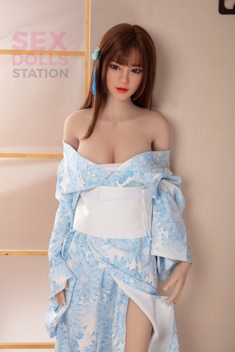 Mamiko-160CM Beautiful Asian Girl TPE Silicone Head Sex Doll Sexdolls Station