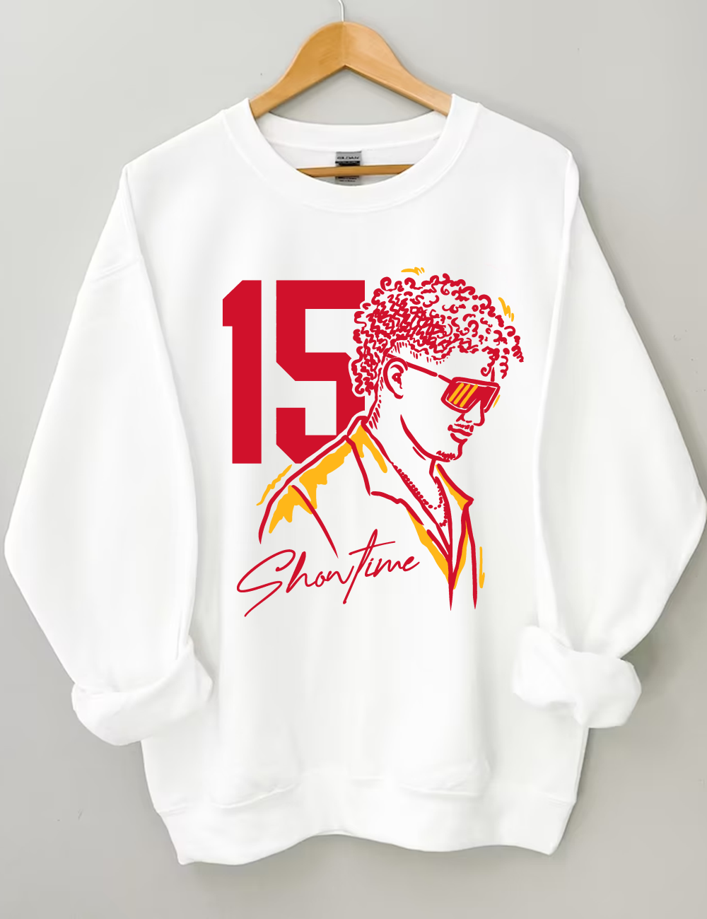 15 Mahomes Showtime Football Sweatshirt