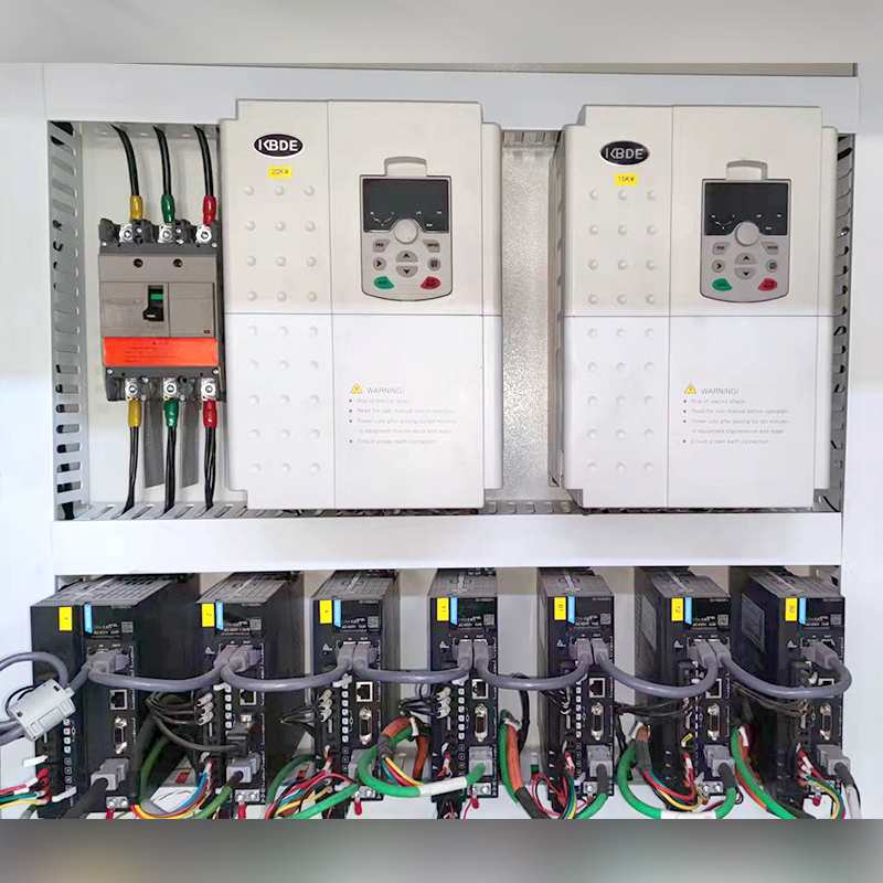 Multifunctional Five-axis CNC Machining Center