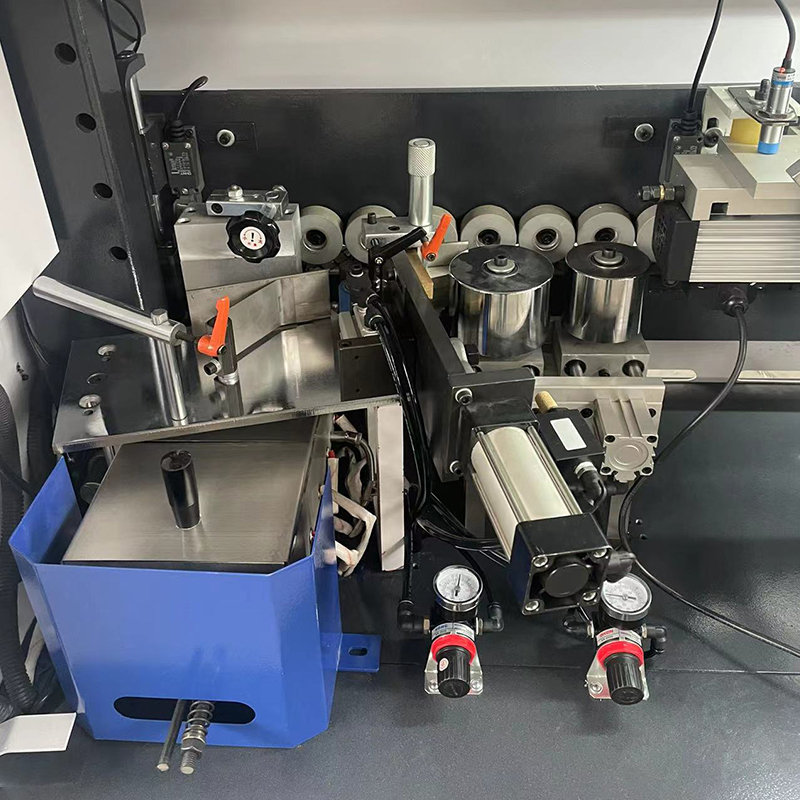 Small Edge Banding Machine