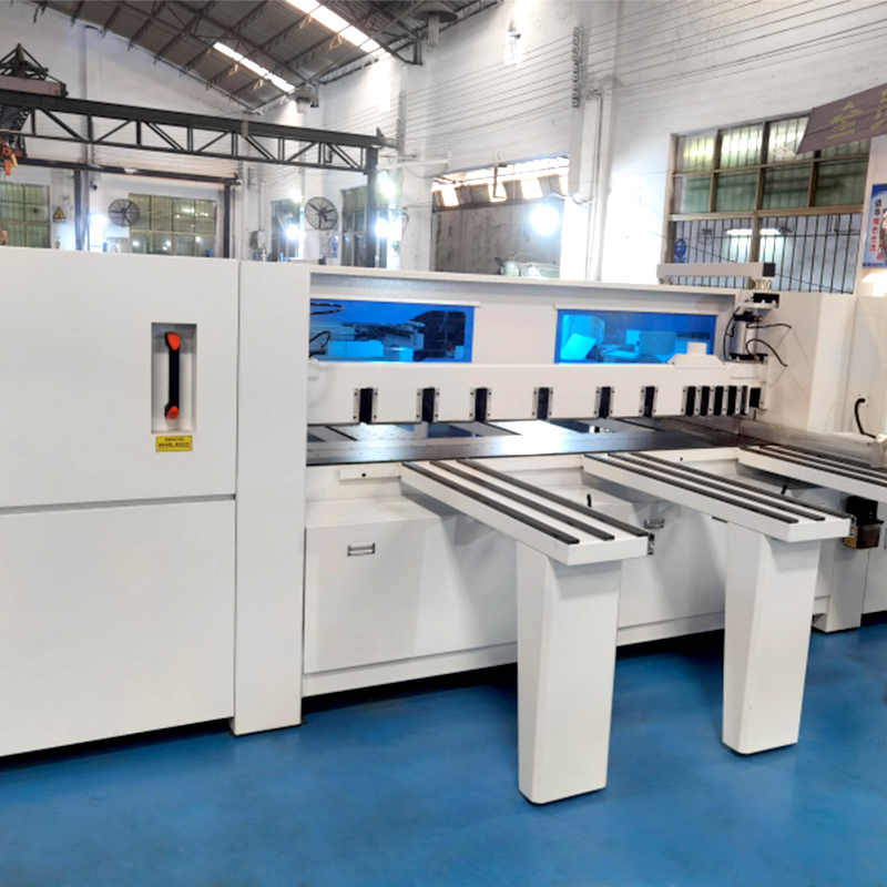 Reciprocating Panel Saw