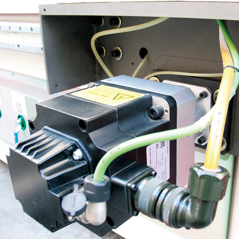 ATC CNC Router with Round Tool Magazine