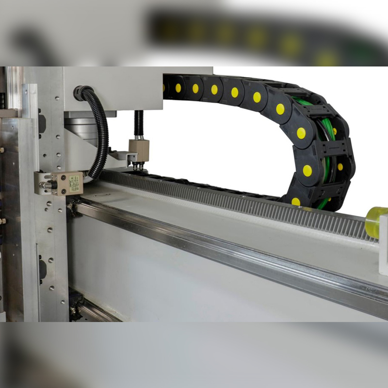 CNC 6 Sides Drilling Machine with 16 bits Round ATC Magazine