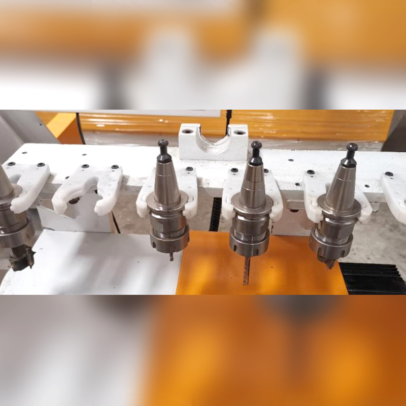 CNC Solid Wood Machining Center