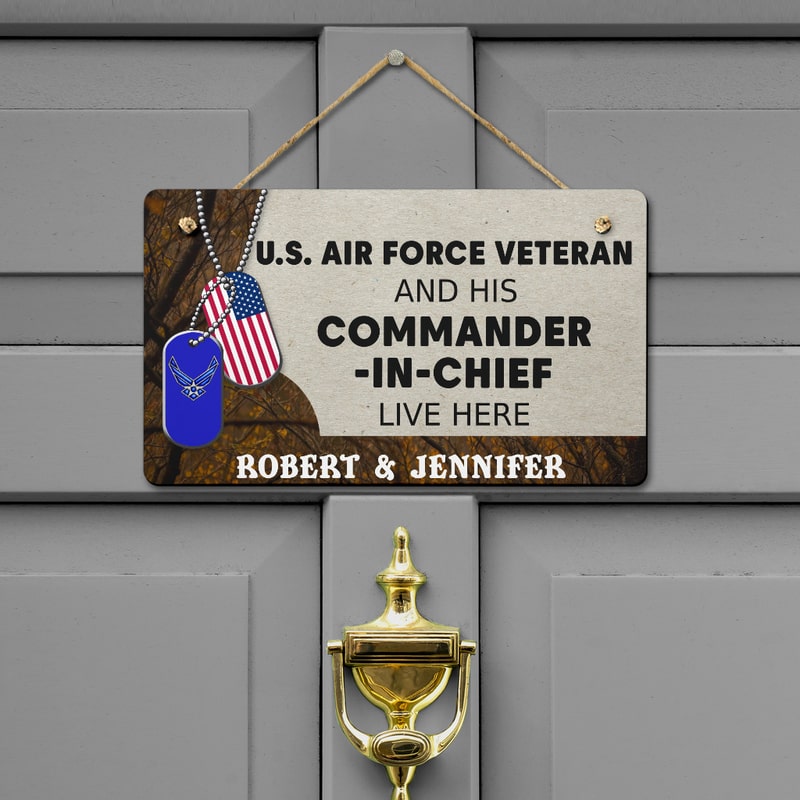 Door sign - For the veteran and his commander
