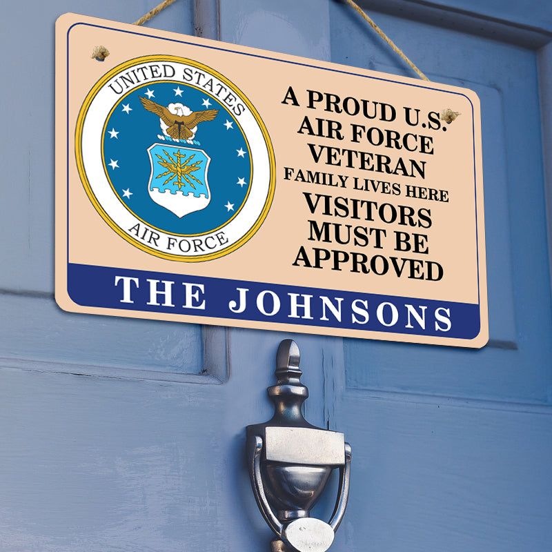 Door sign - Veteran family lives here