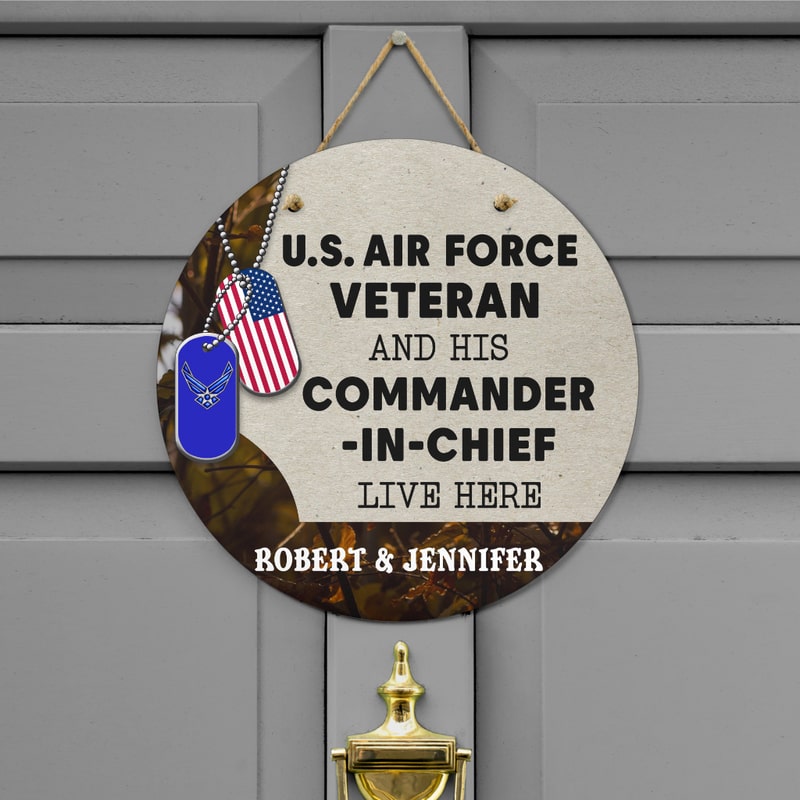 Door sign - For the veteran and his commander