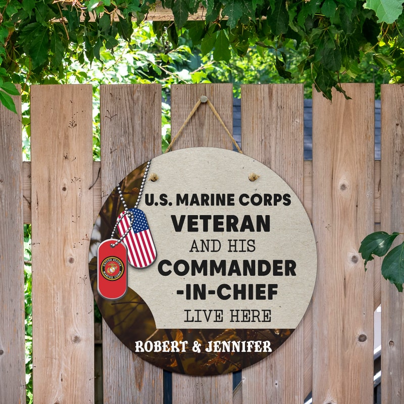 Door sign - For the veteran and his commander