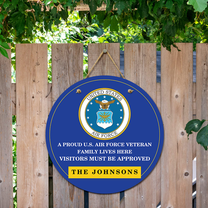 Door sign - A proud veteran family