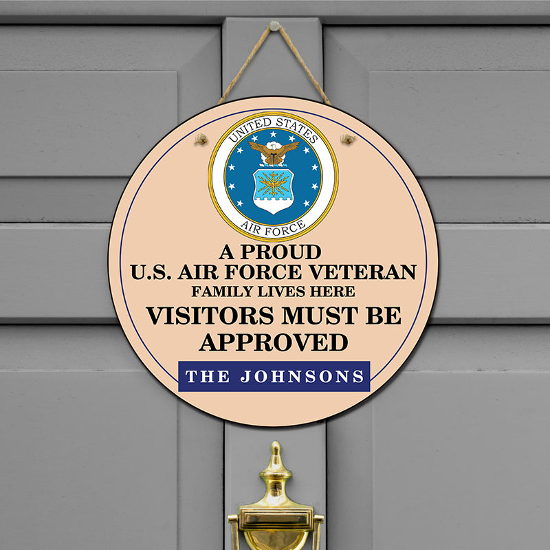 Door sign - Veteran family lives here