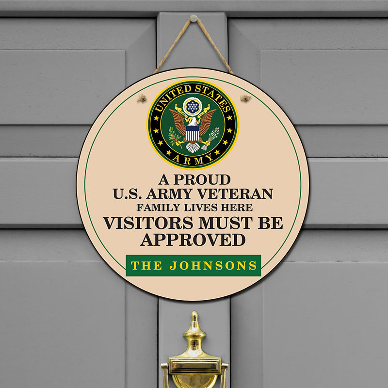 Door sign - Veteran family lives here