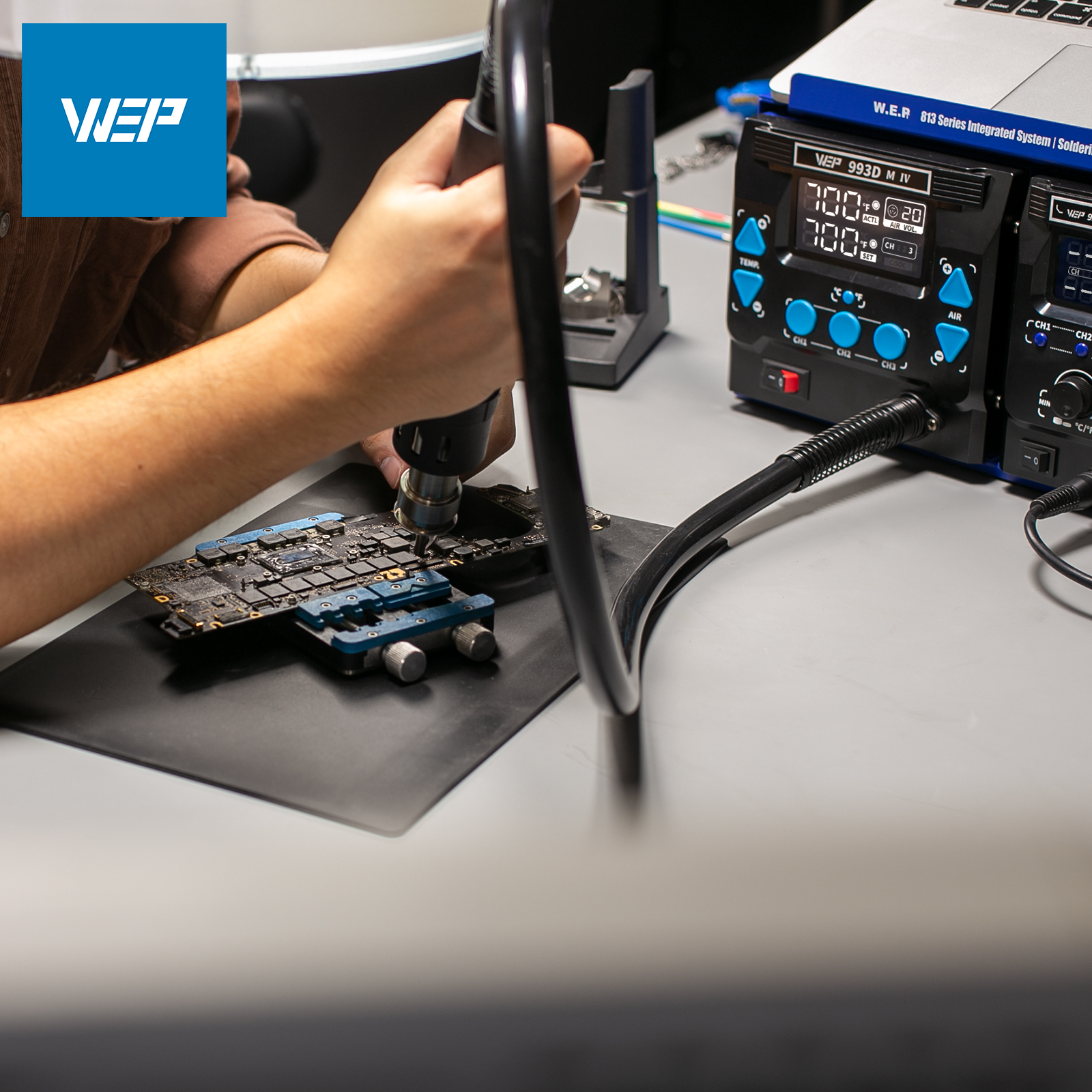 993DM IV Hot Air Rework Station